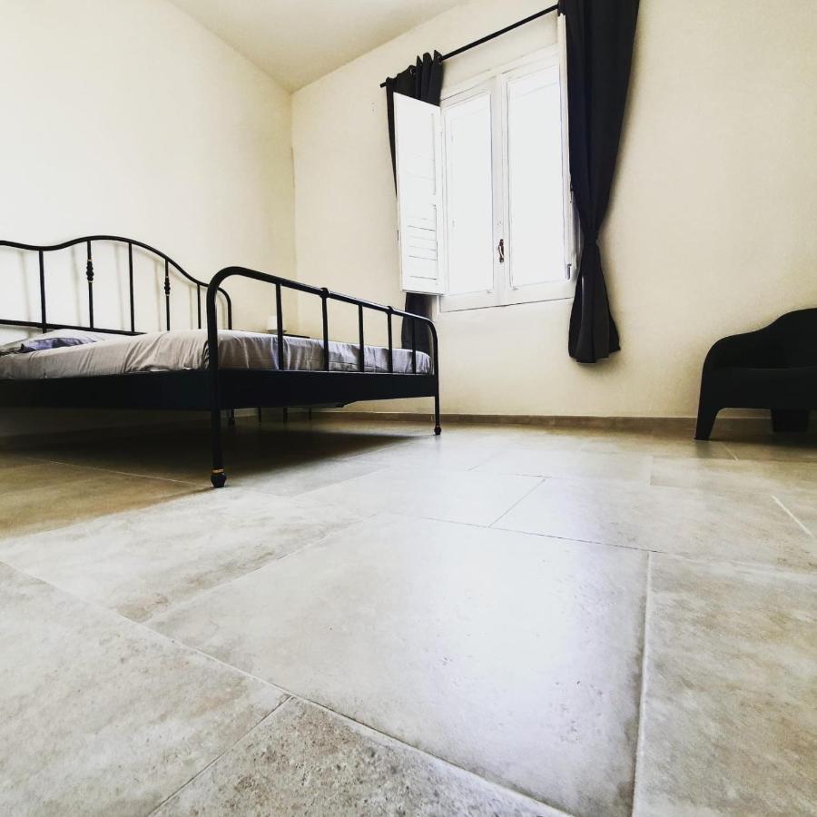 Palazzo Cacace Apartment โมโนโปลี ภายนอก รูปภาพ